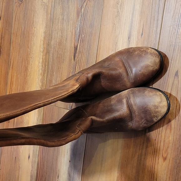 ICora tall leather upper boots - Picture 3 of 10